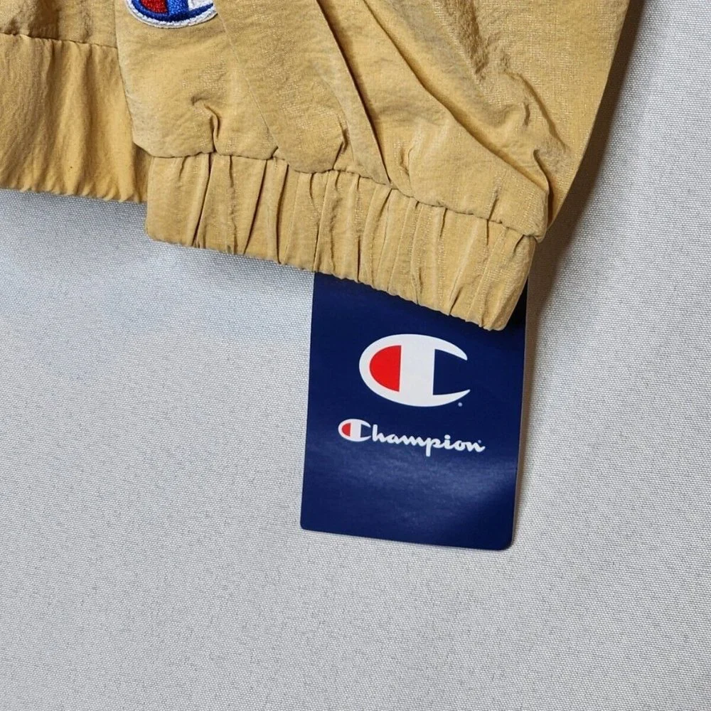 Champion Men's 1/3 Zip Pullover Windbreaker Jacket - Picture 2 of 4